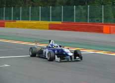F3