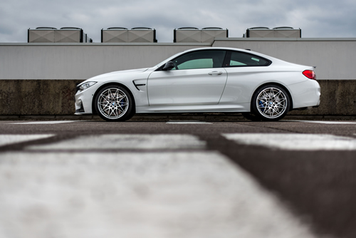 BMW M4 Tour Auto