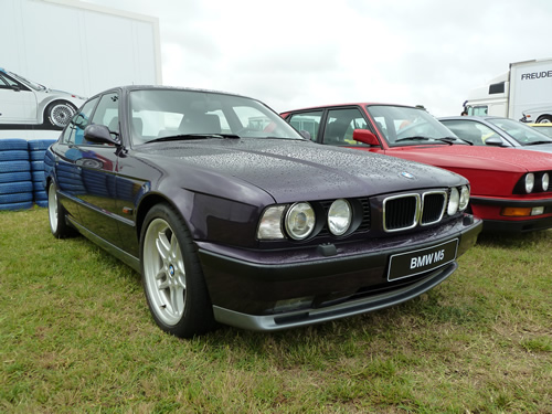 BMW M5 E34